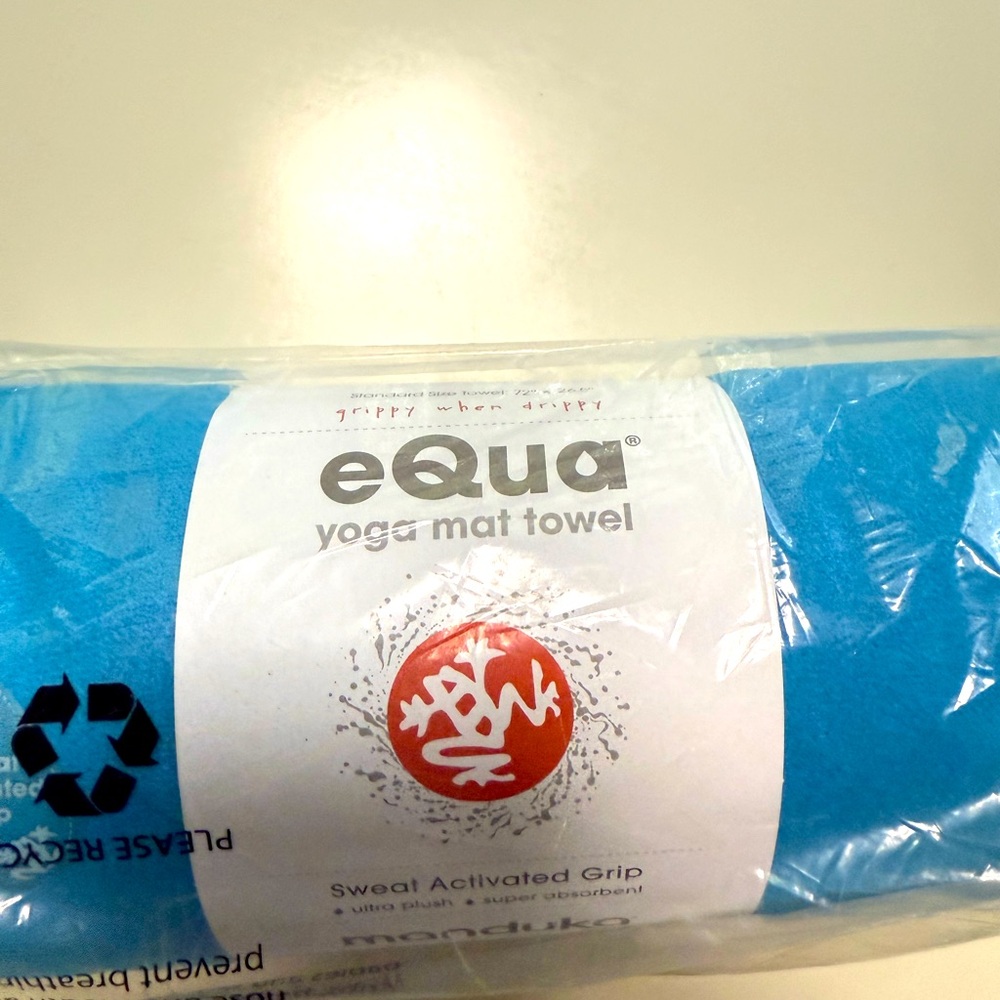 Manduka eQua Blue Yoga Mat Towel Brand New